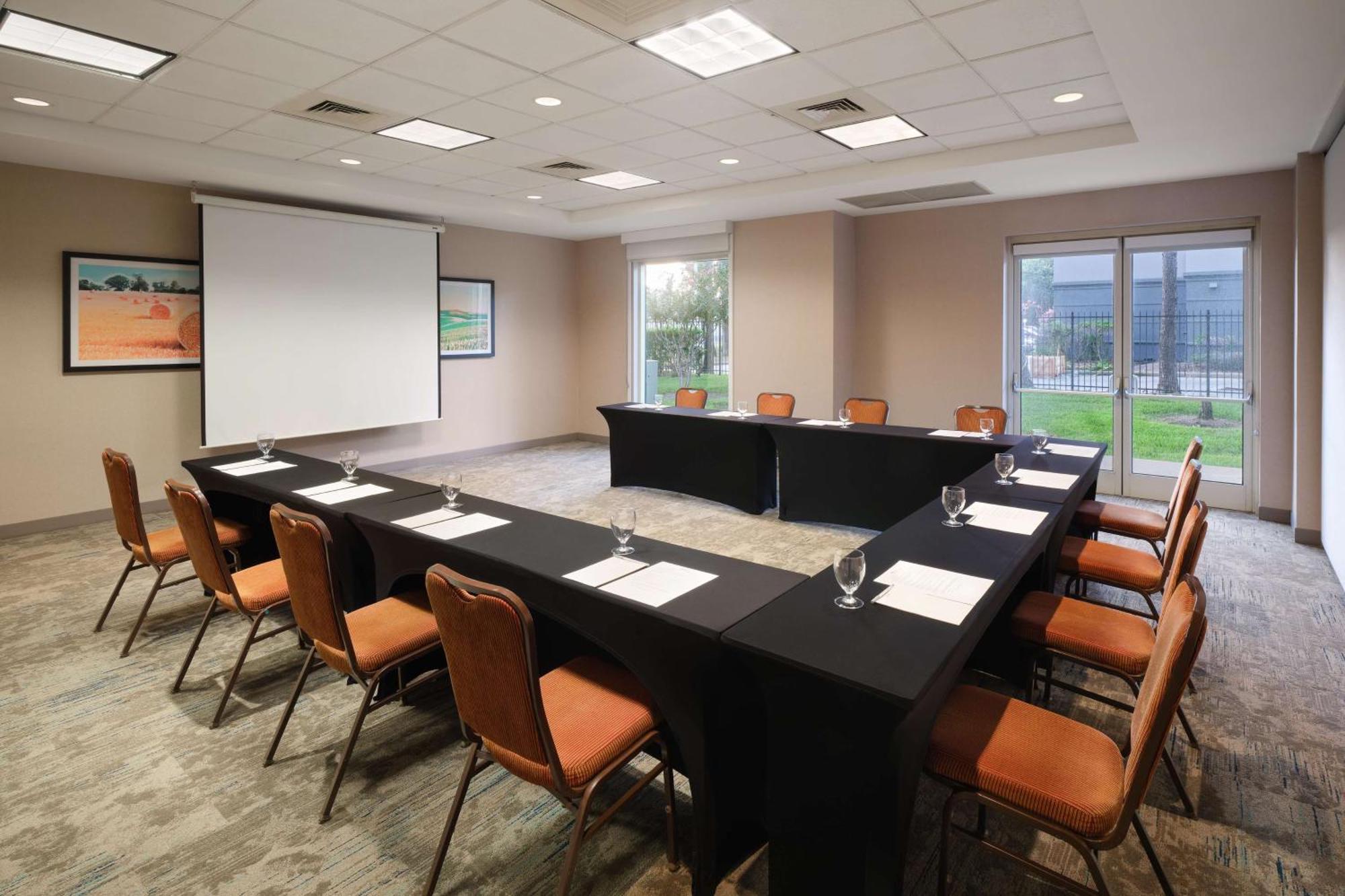 Hilton Garden Inn Houston/Bush Intercontinental Airport Bagian luar foto